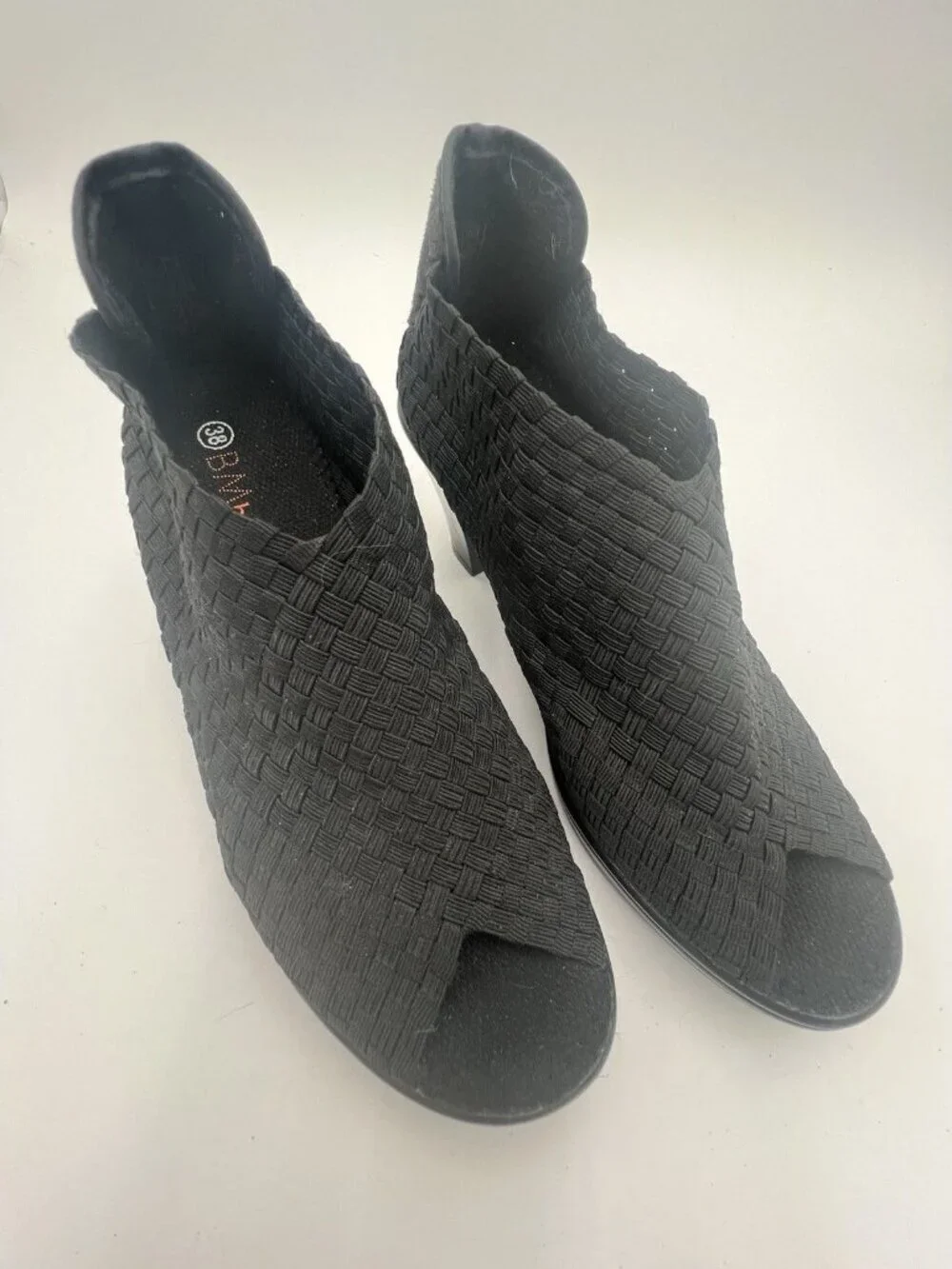 Bernie Mev Claire Woven Peep Toe Heels Black Comfort Slip On EU 38 US 7 7.5 NWOB